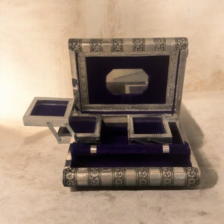 Smykkeskrin orient sort